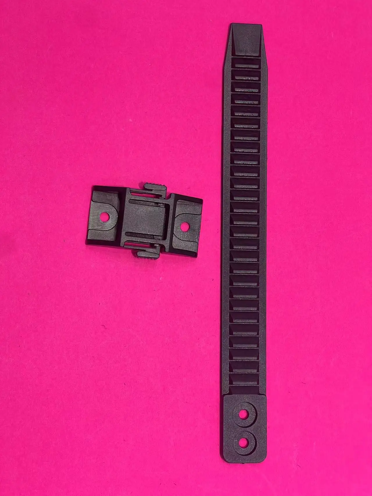 Chiusura con fibbia Retchet PER attrezzatura e abbigliamento da motocross e mountain bike PER FOX PANT E MTB PANT BAGPACK