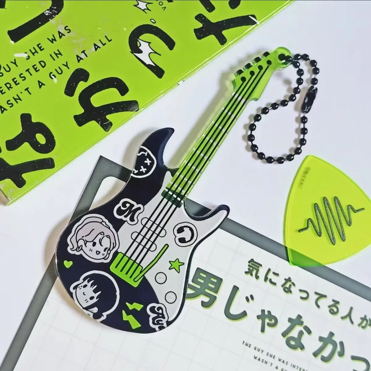 Kininatteru Hito Ga Otoko Ja Nakatta Anime Keychain Guitar Acrylic Stand The Guy She Was Interested in Wasnt A Guy At All Goods