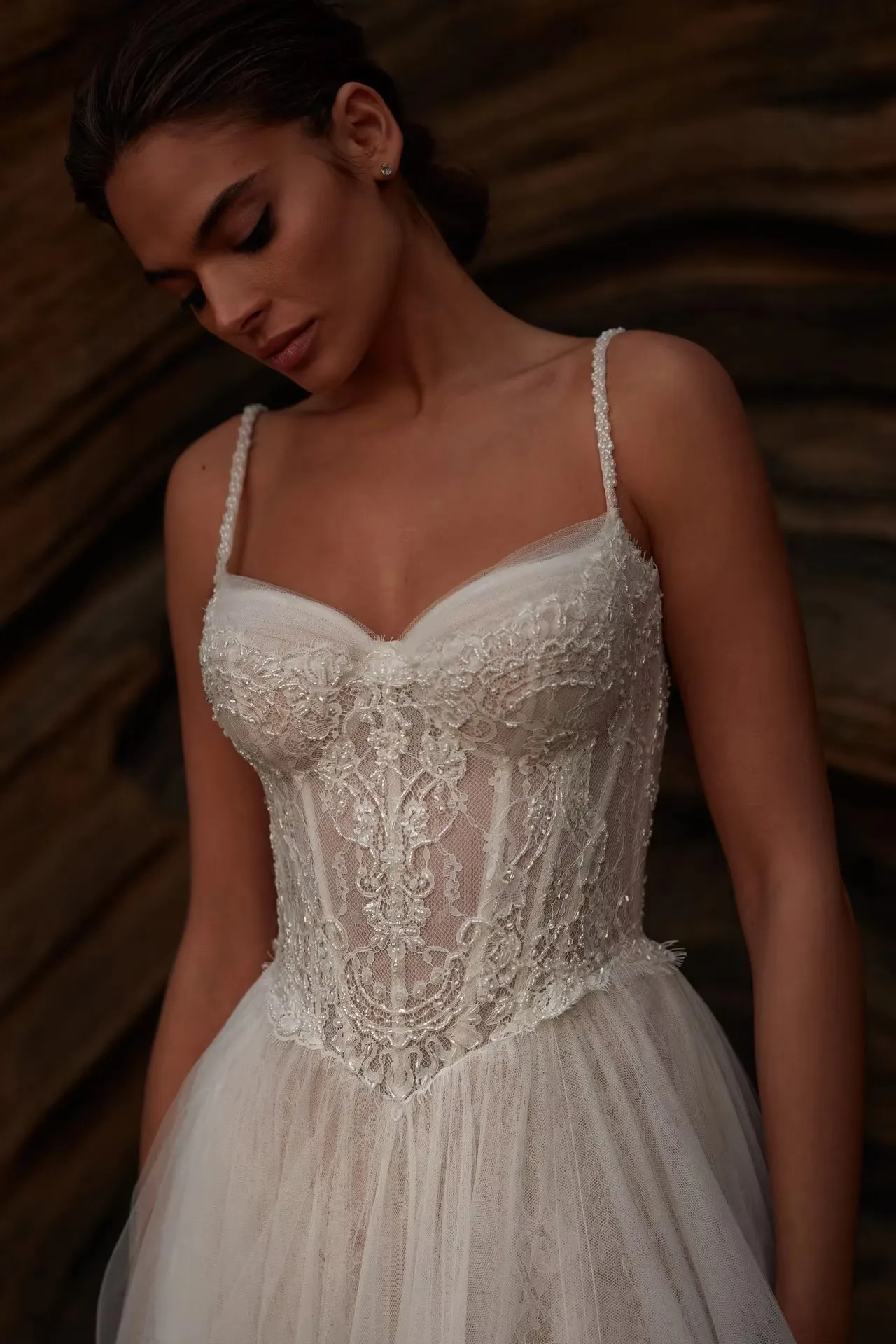 Lakshmigown Transparentes Boho-Hochzeitskleid mit Herzausschnitt, Applikationen, A-Linie, Spaghettiträgern, Brautkleid aus Tüll, Abito Da Sposa, Maßanfertigung – Detail 5