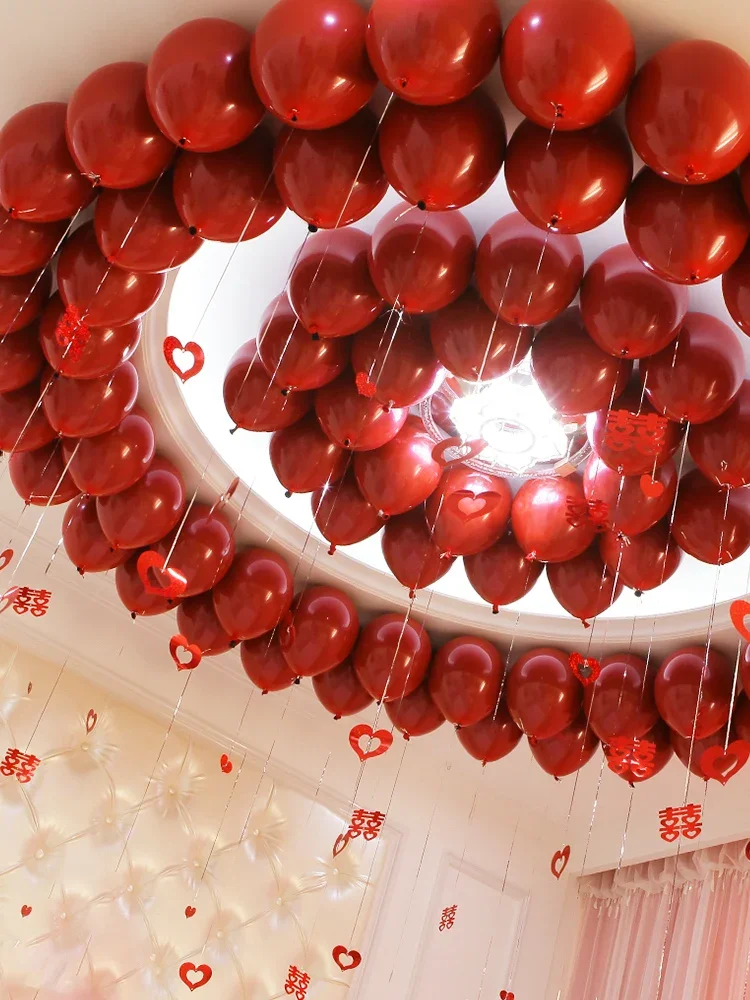 Newly married romantic creative ceiling balloon wedding room decoration  bedroom new house layout set scene