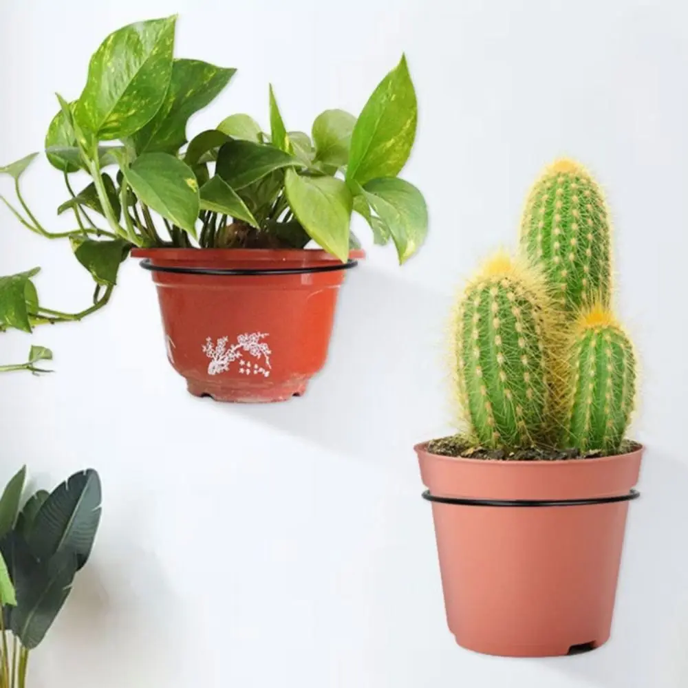 Настенная полка для демонстрации мячей, экономящая место, черная подставка для футбола, прочная многофункциональная железная рама для баскетбола