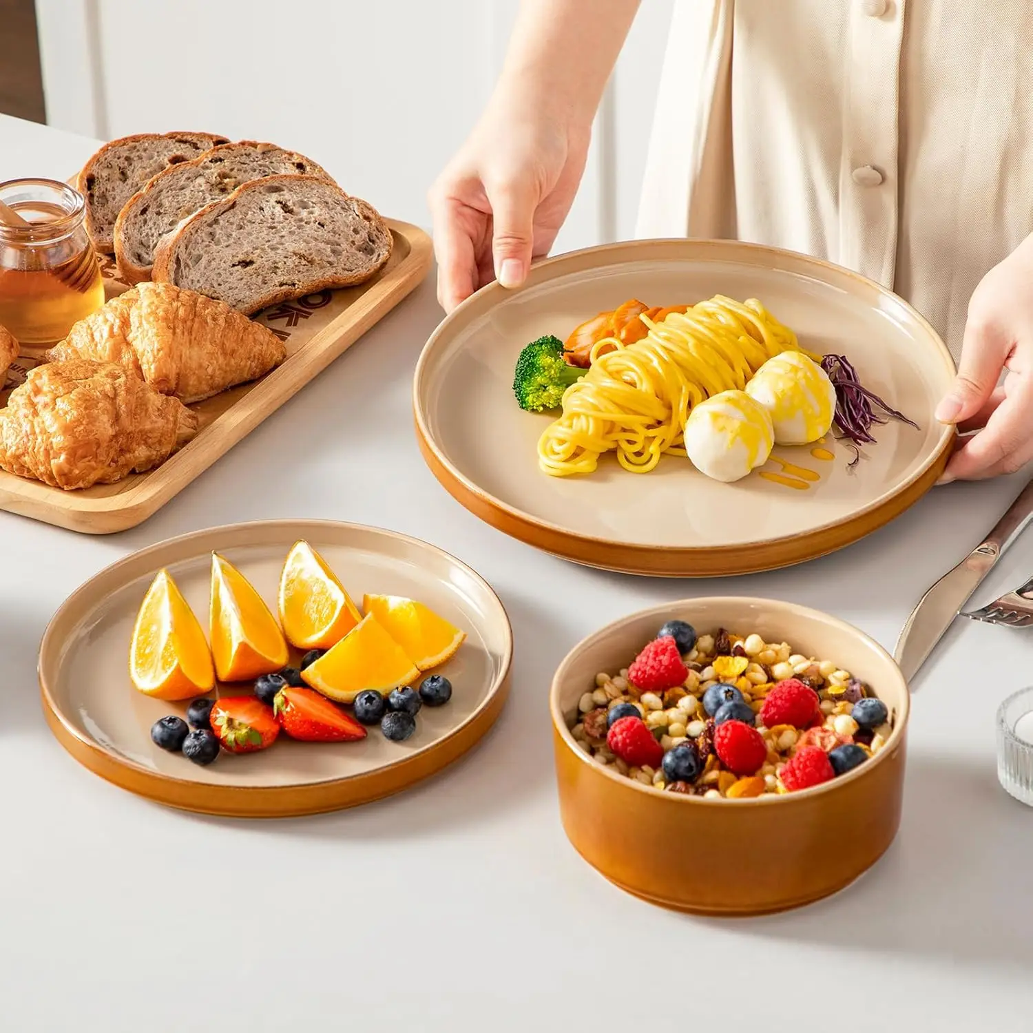 ONION セラミックプレートとボウルセット、24ピースブラウン食器セット（キッチン用）、リアクティブグレーズ食器セット（8人用）、食器洗い機対応