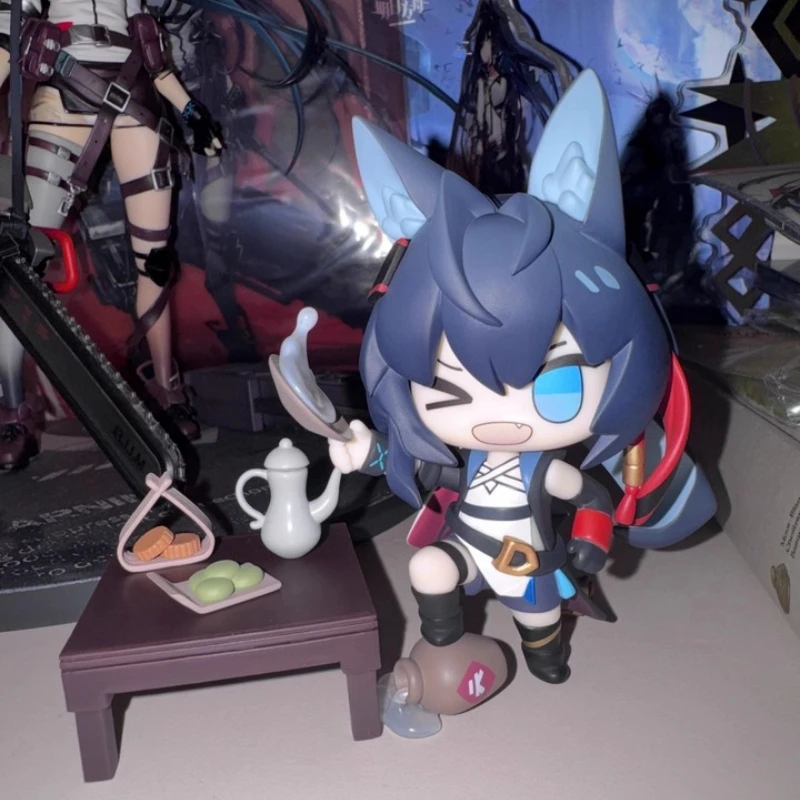 

Коллекционные мини-фигурки 9 см по аниме-игре Arknights: серия «Вечеринка» — Чен Блейз, кавайные косплей-куклы из ПВХ, мультяшные игрушки для фанатов, подарок