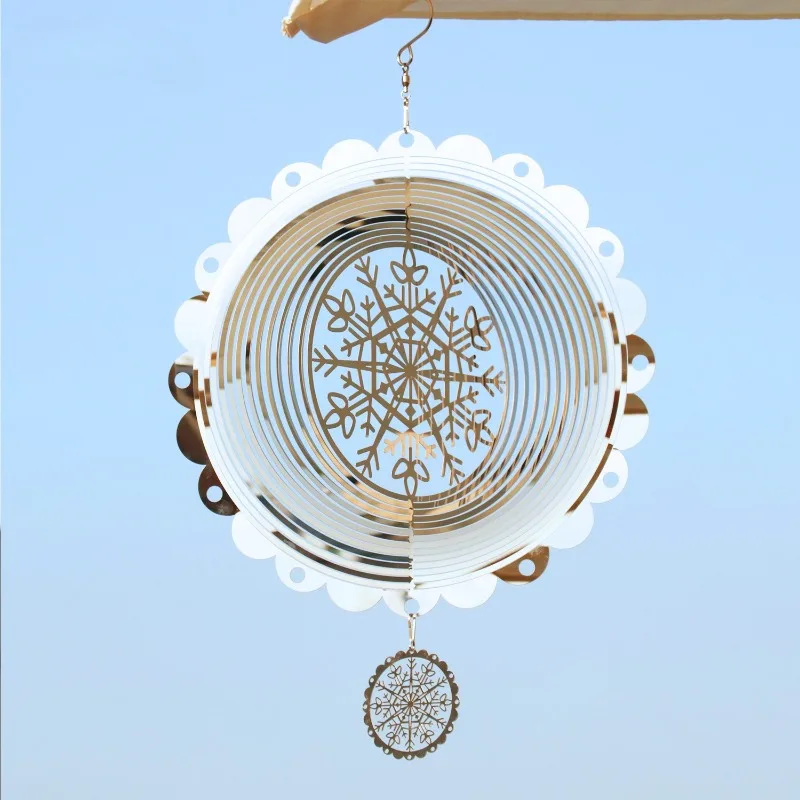 

Creative 3D Rotating Wind Chimes Simple Metal Snowflake Art Hanging Decorations Luxury Modern Courtyard Decoration Crafts