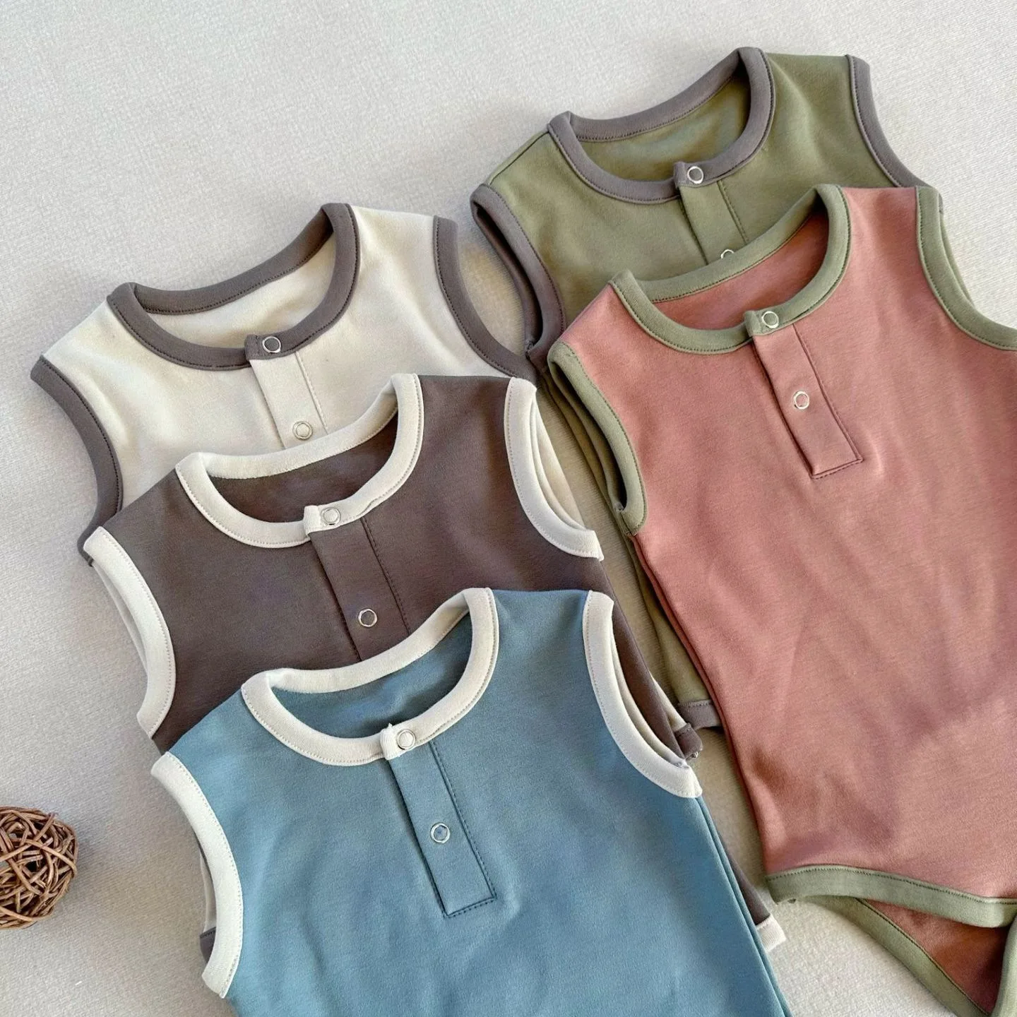 Baby Cotton Sleeveless Vest Crawling Suit, Nordic Style Jumpsuit for Infants and Children, Multi-color Buttocks Baby Clothes