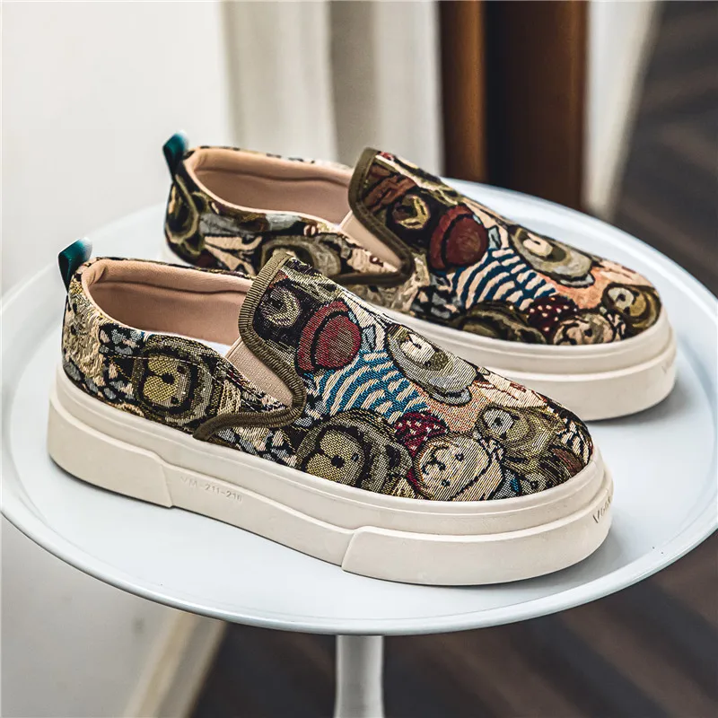 Luxury Loafers Man Platform Canvas Shoes Fashion Bear Print Casual Men Shoes Design Autumn Classic Slip-on Shoes Men Espadrilles