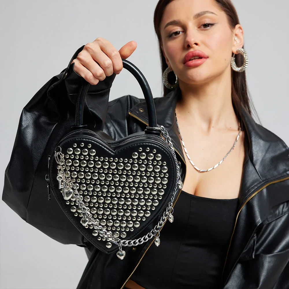 

Heart Shaped Rivet Women Handbag Studded Thumbtack Shoulder Bag Luxury Party Wedding Clutch Valentine's Day Love Evening Bags