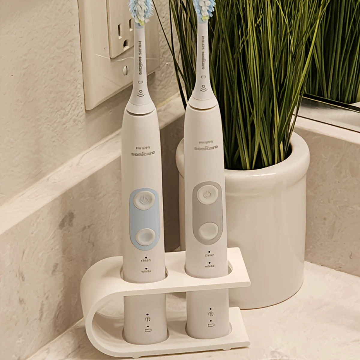 

Держатель для зубных щеток с двумя отверстиями для столешницы, подставка для электрических зубных щеток, органайзер для ванной комнаты, подходит для хранения зубных щеток