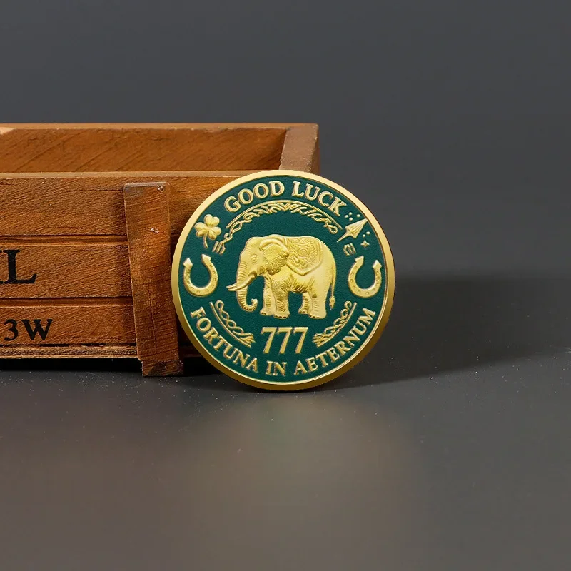 عملة Green Clover Collection المطلية بالذهب Good Luck Fortuna في عملة تذكارية Aeternum 777