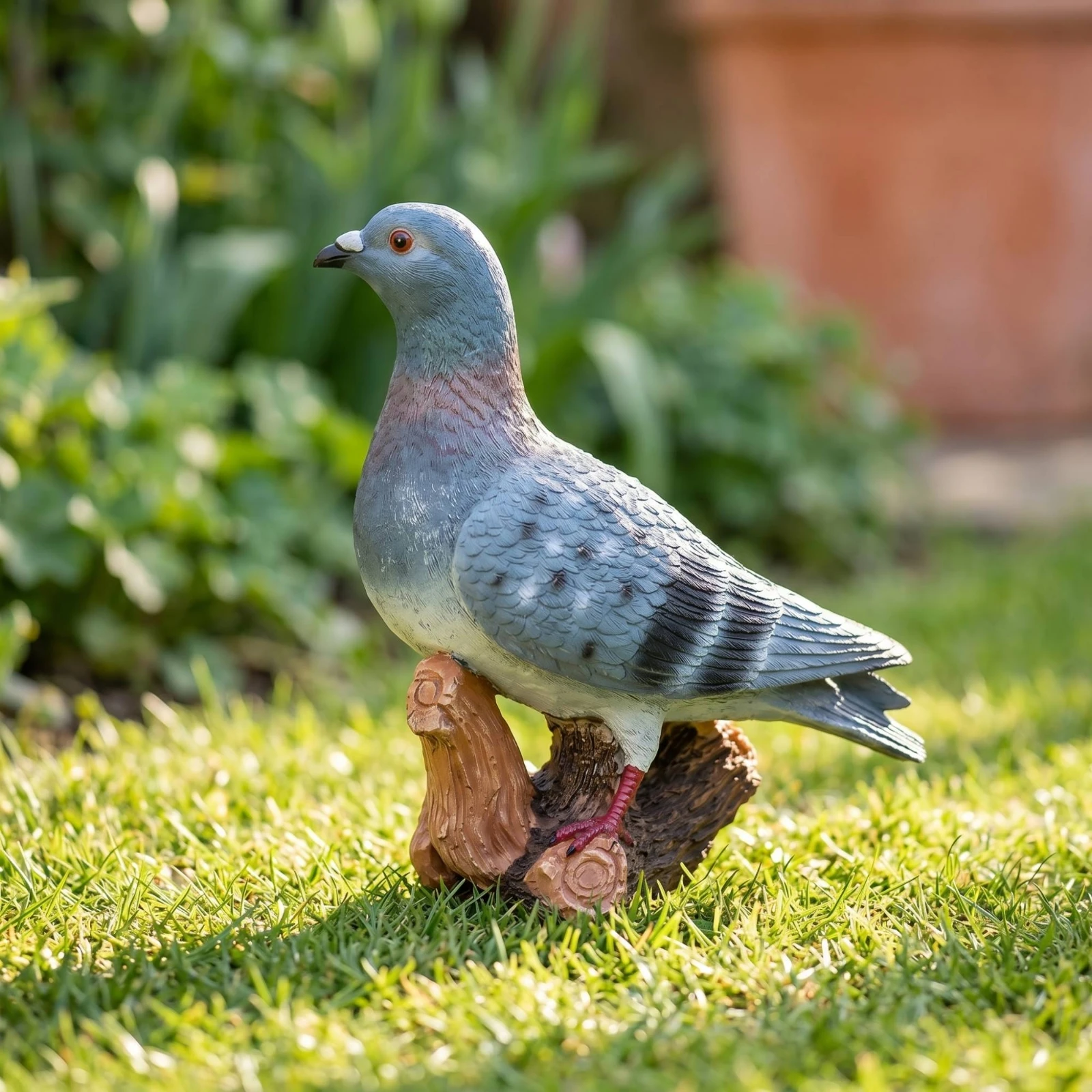 Pigeon Statue with Branch Base Lifelike Pigeon Figurine Mini Resin Pigeons Decorative Bird Statue Natural for Gardeners, Garden