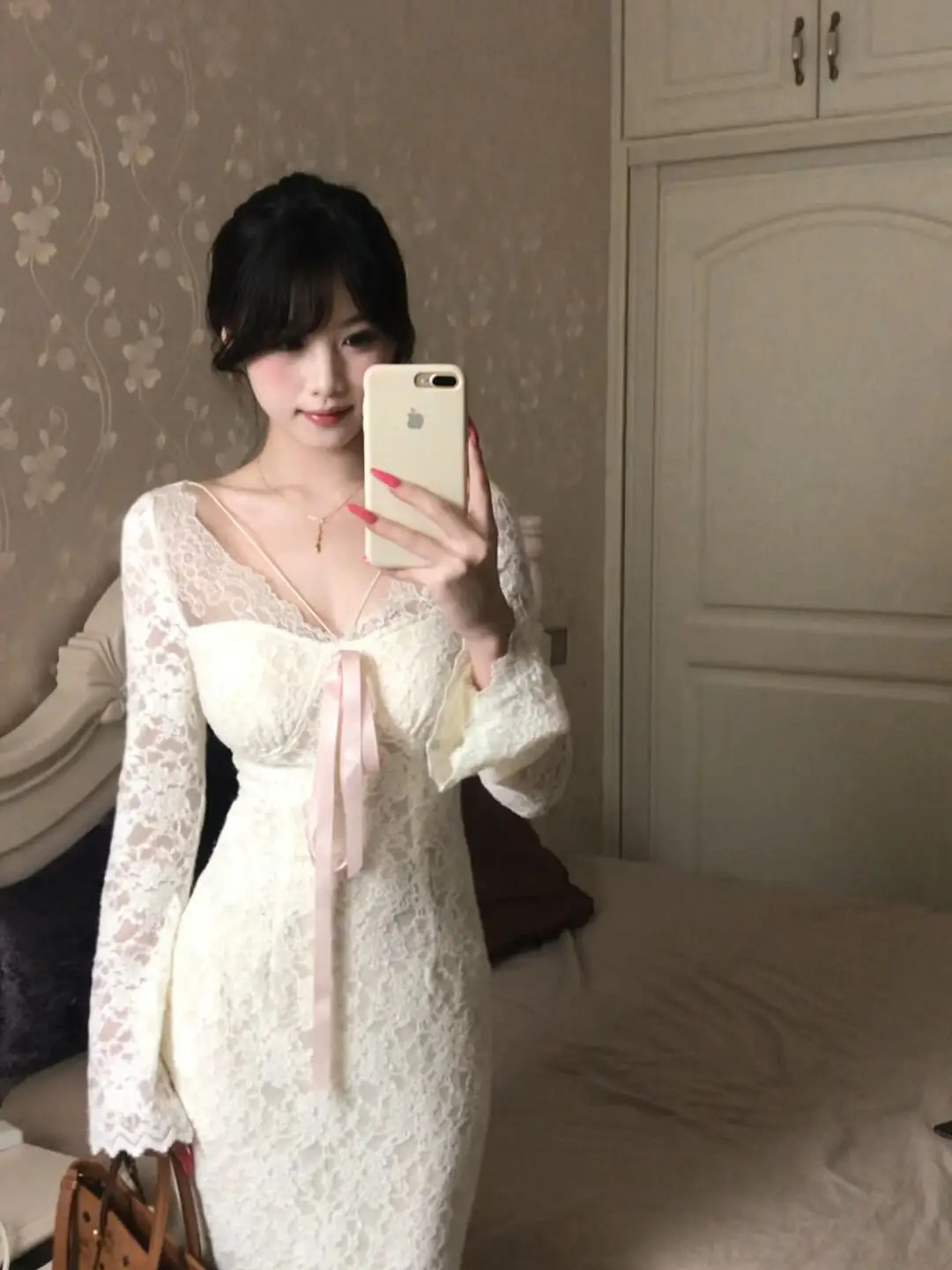 

Sexy Pure Desire Burjuman Dr with Built-in Chest Pad Fce Lined Lace Fi Tail Dr for Autumn And Winter High Waist V-...