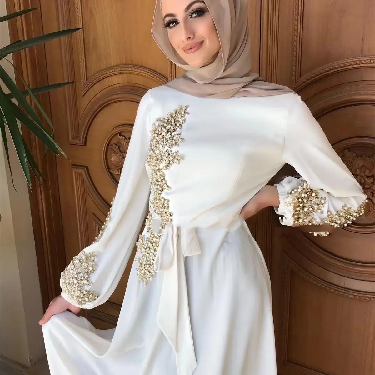 

2024 New Middle Eastern Muslim Robe Dress Large Long Sleeve Hui Worship Dress Dubai Robe Women's Dress abayas for women