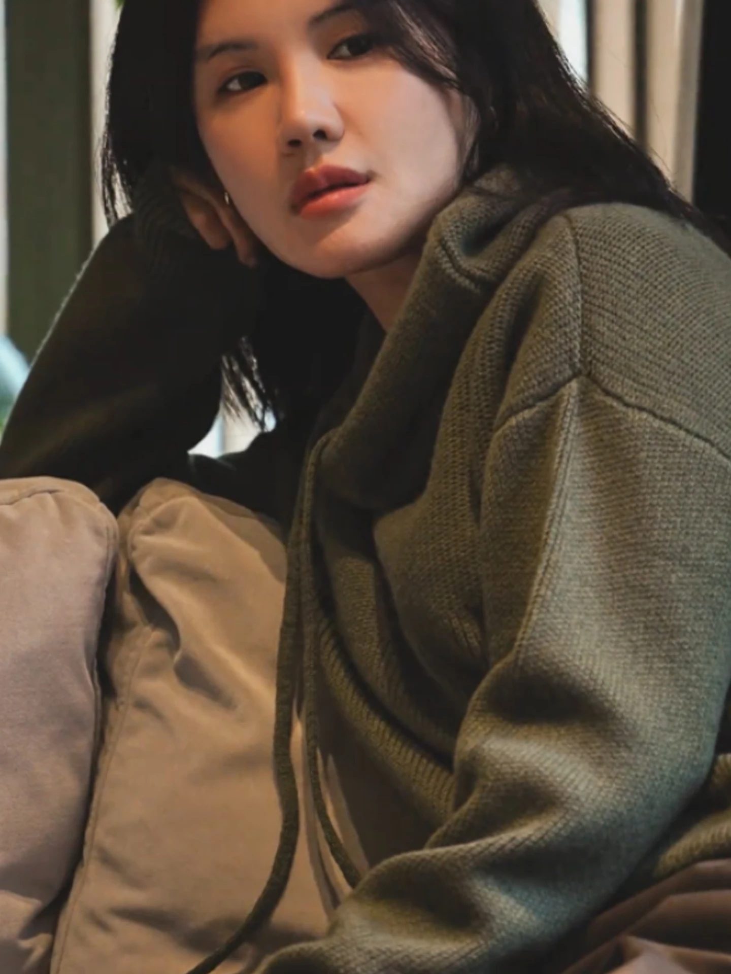 Comodo maglione lavorato a maglia lungo allentato Sve Colore puro Casual Sle Winter Faionable Top con cappuccio da donna Premium Quali