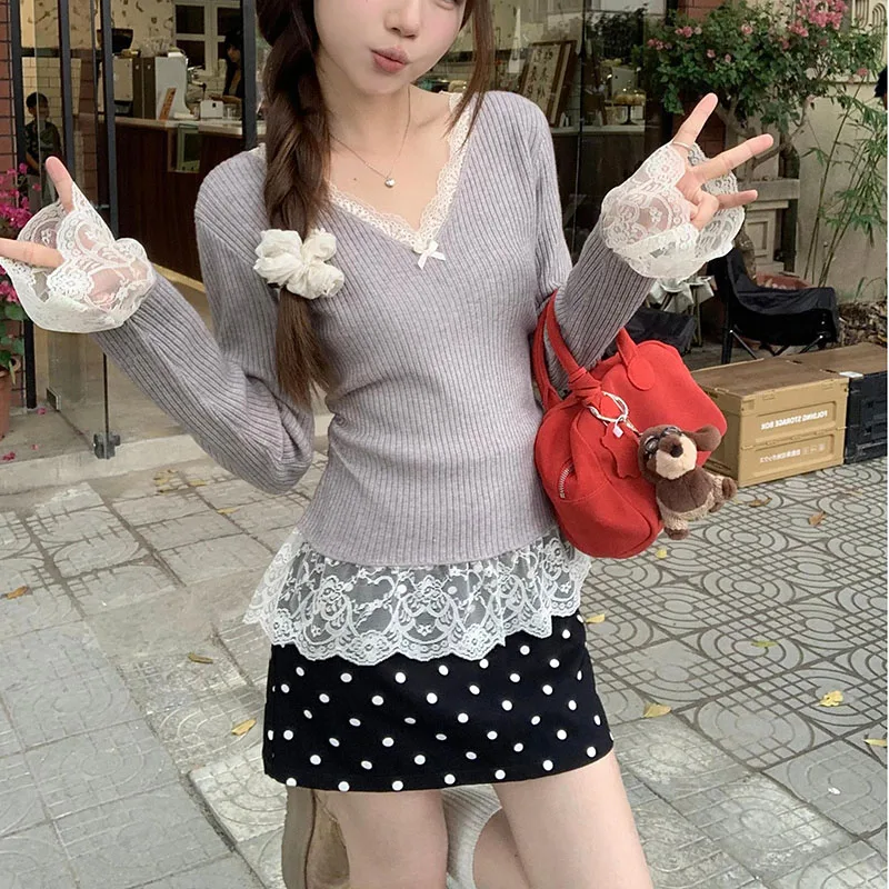 French Elegant V-neck Knit Pullover for Women Solid Lace Trim Spliced Base Layer Woman Autumn Winter Slim Long Sleeve Knitwear