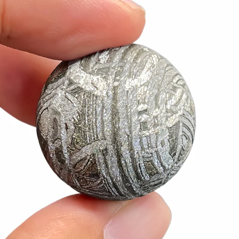 Muonionalusta Iron Meteorite Sphere Specimen Clear Widmanstätten Pattern For Collection And Jewelry Making QC903