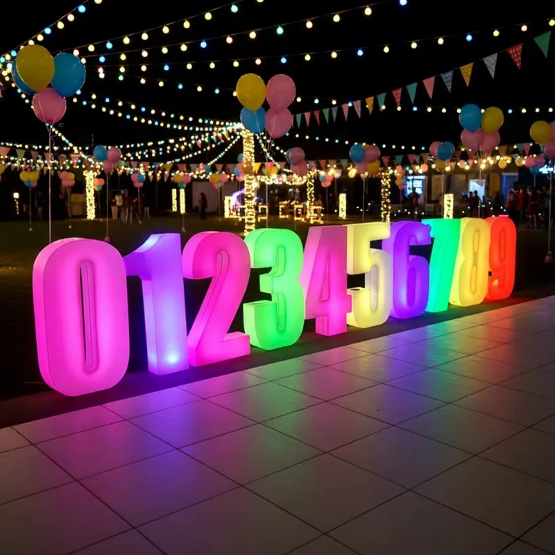 Christmas, Easter, and other outdoor holiday decorations
