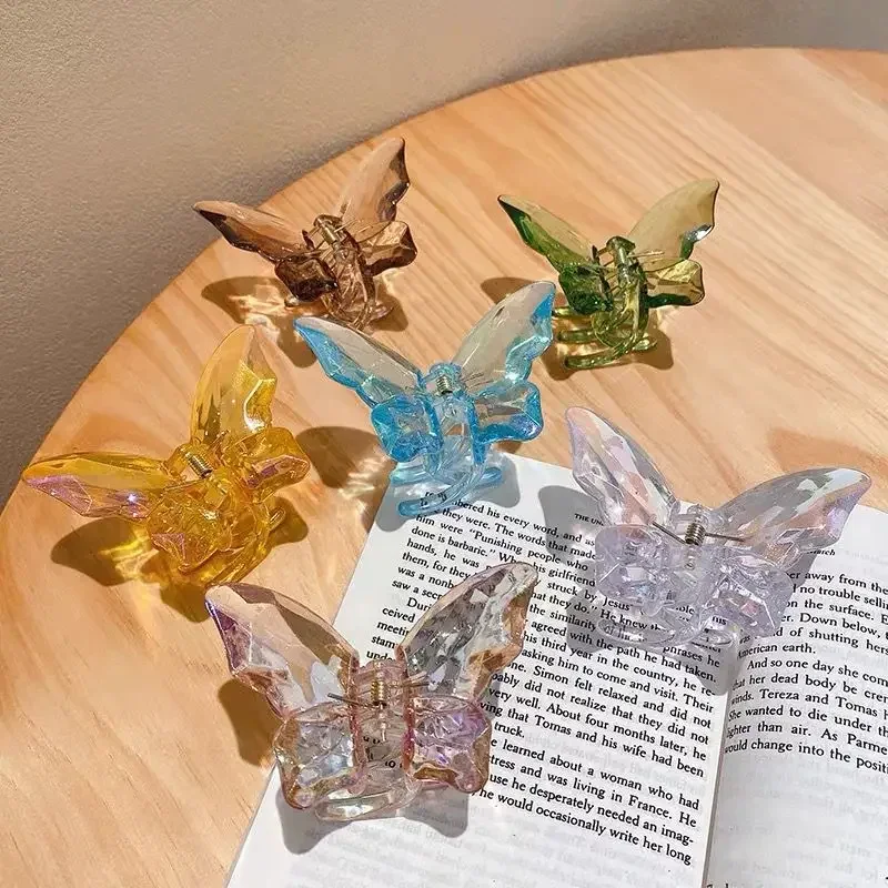 Illusionary Transparent Butterfly Clasp Clip for Women with Korean Elegance Popular High Grade Hair Clip on The Back of The Head