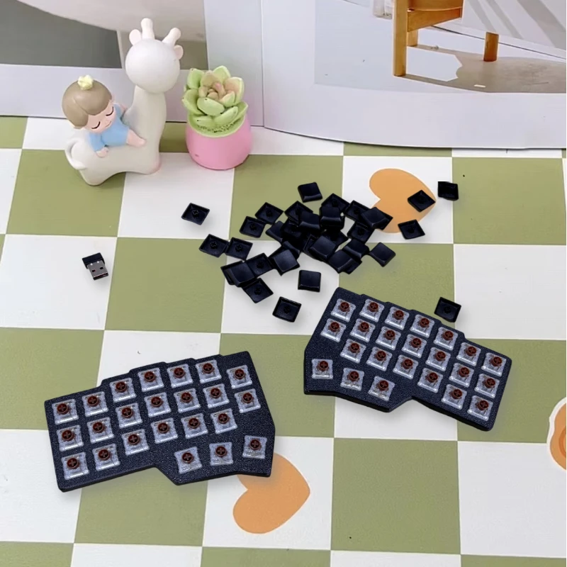 W-CORNEV4.1 Split Keyboard 2.4G Wireless Low Profile Hot Swap Customized Ergonomic Keyboard Gaming Office Mechanical Keyboard - Image 5