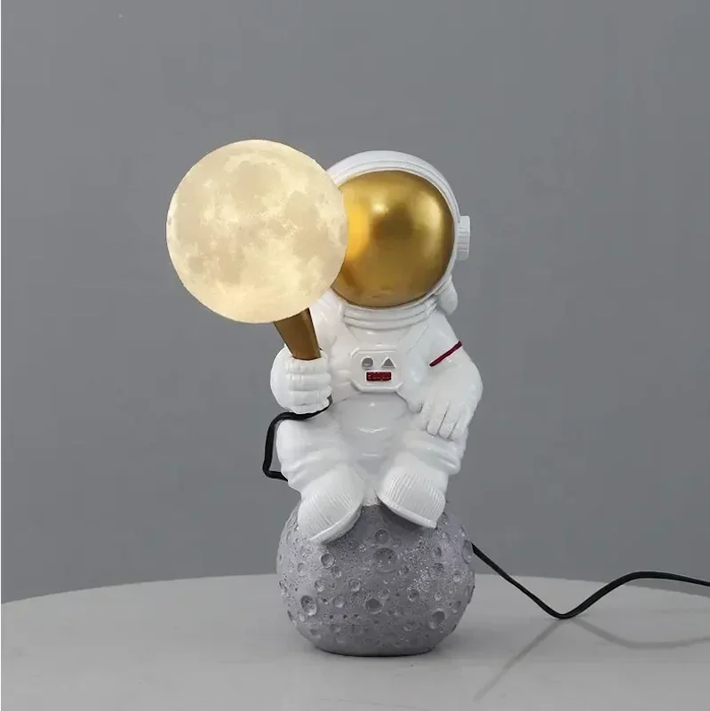 Unique Design Eco-friendly Children Room Art Decorative Desk Lamp for Bedroom Specially Design for Children Environment-friendly