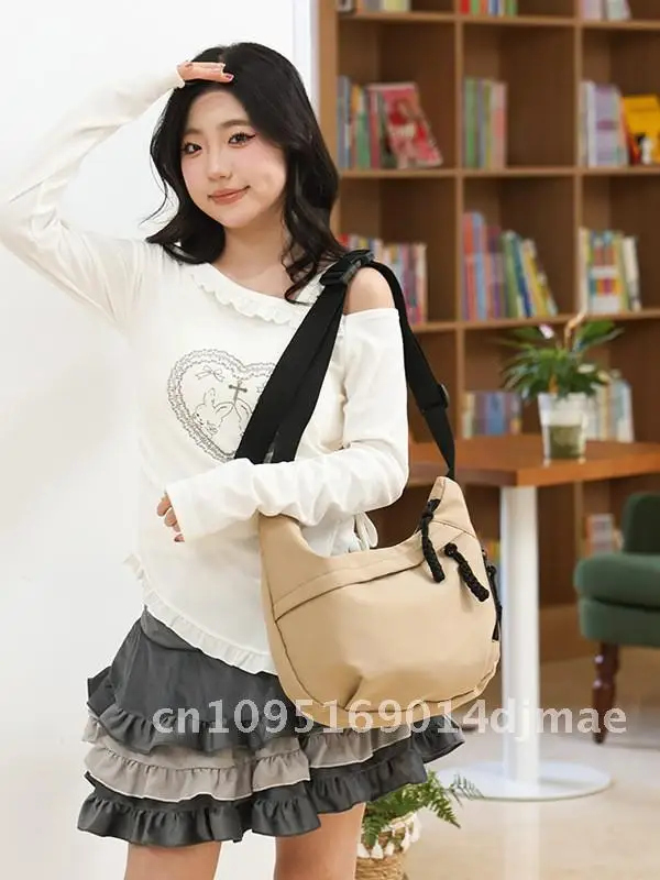 

Women's Heart-Shaped Nylon Underarm Bag Autumn Winter Fashion Casual Crossbody Shoulder Bag Style Dumpling Shape