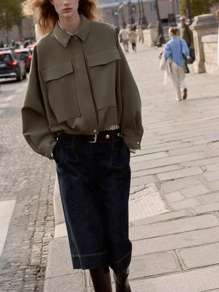 

European and American style 2025 winter new arrivals women's fashion versatile lapel pleated hem bomber jacket