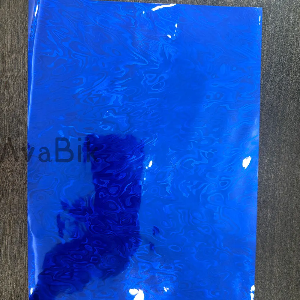 20/60 سنتيمتر x 152 سنتيمتر PET ملصقات السيارات لمعان الأزرق Metaverse ألياف الكربون الفينيل فيلم السيارات الداخلية لاصقة تزيين مع الهواء الإصدار