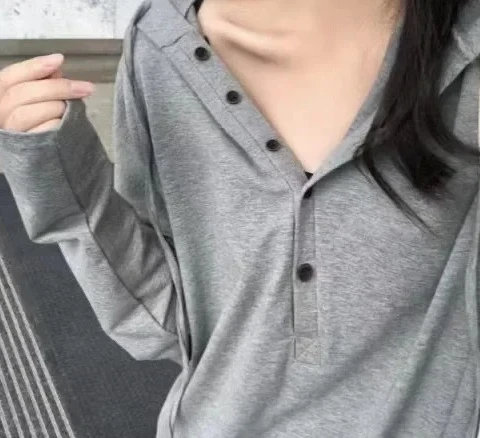 Abito con cappuccio a linea A Minigonna a maniche lunghe Abito t-shirt casual comodo con stampa a squame di pesce in puro colore