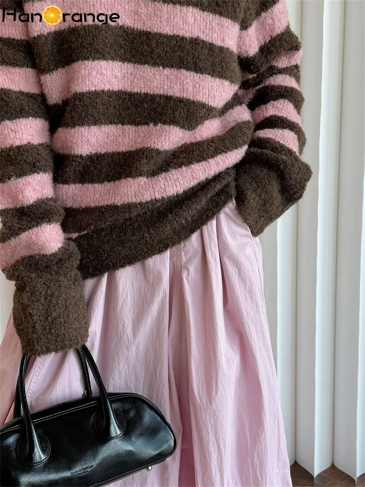 HanOrange 2024 Winter Contrast Striped Wool Sweater Women Soft Sticky Silhouette Knitting Top Rice Brown/Pink Coffee