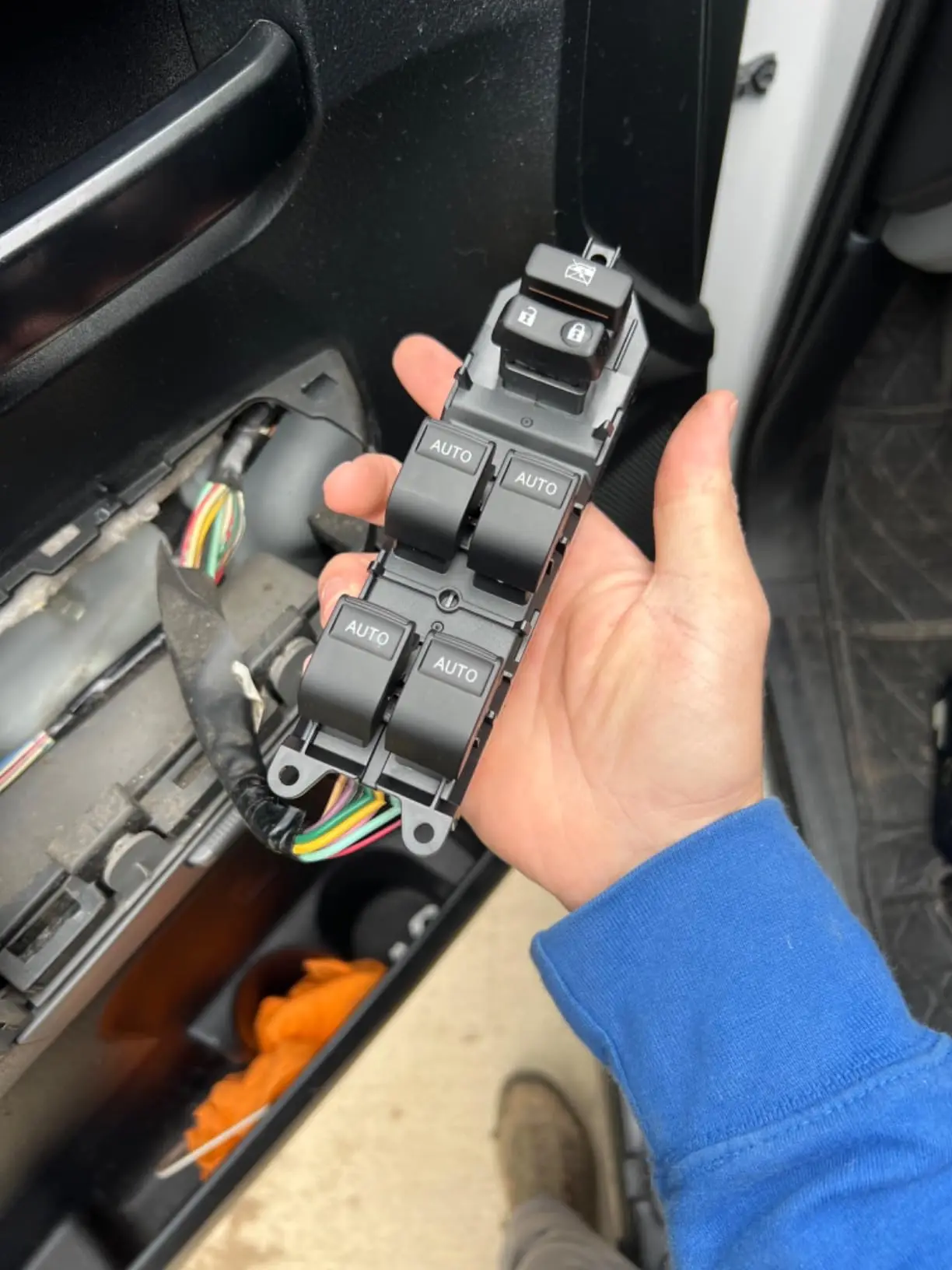 Power Window Switch Control for Toyota Tundra 2007-2021 Plug & Play, LED Lighted, Auto Up/Down (Not for 1794/Platinum/TRD Pro)
