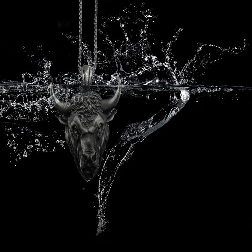 Domineering Bull Head Pendant Men's Hip Hop Ins Animal Punk Necklace Rock Sweater Chain Viking Gothic Jewelry Gift For Men Boys