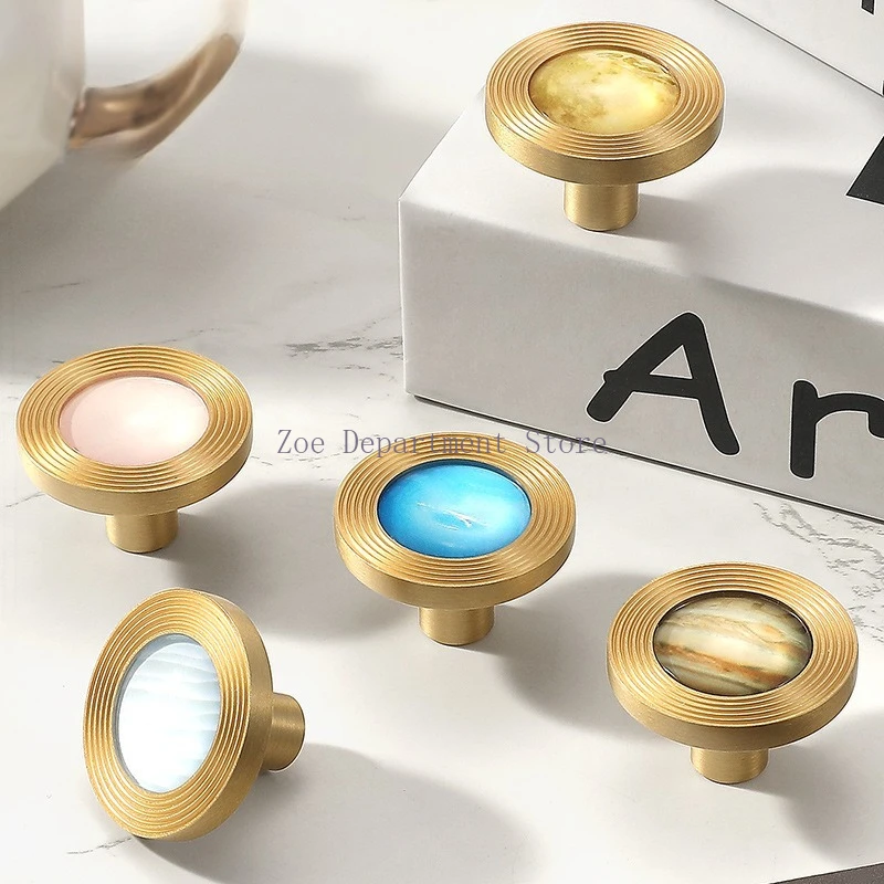 

Французские мебельные ручки из латуни и хрустального стекла, ручки для ящиков в скандинавском стиле, премиум-класса, для шкафов и дверей гардеробов, ручки для дверей шкафов