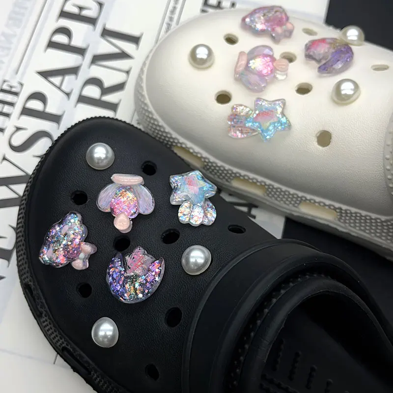 

Cute Shiny Cartoon Pearlescent Crown Cloud Shoe Charms for Crocs Decoration Slipper Accessories Garden Sandals Clogs Pins Girl