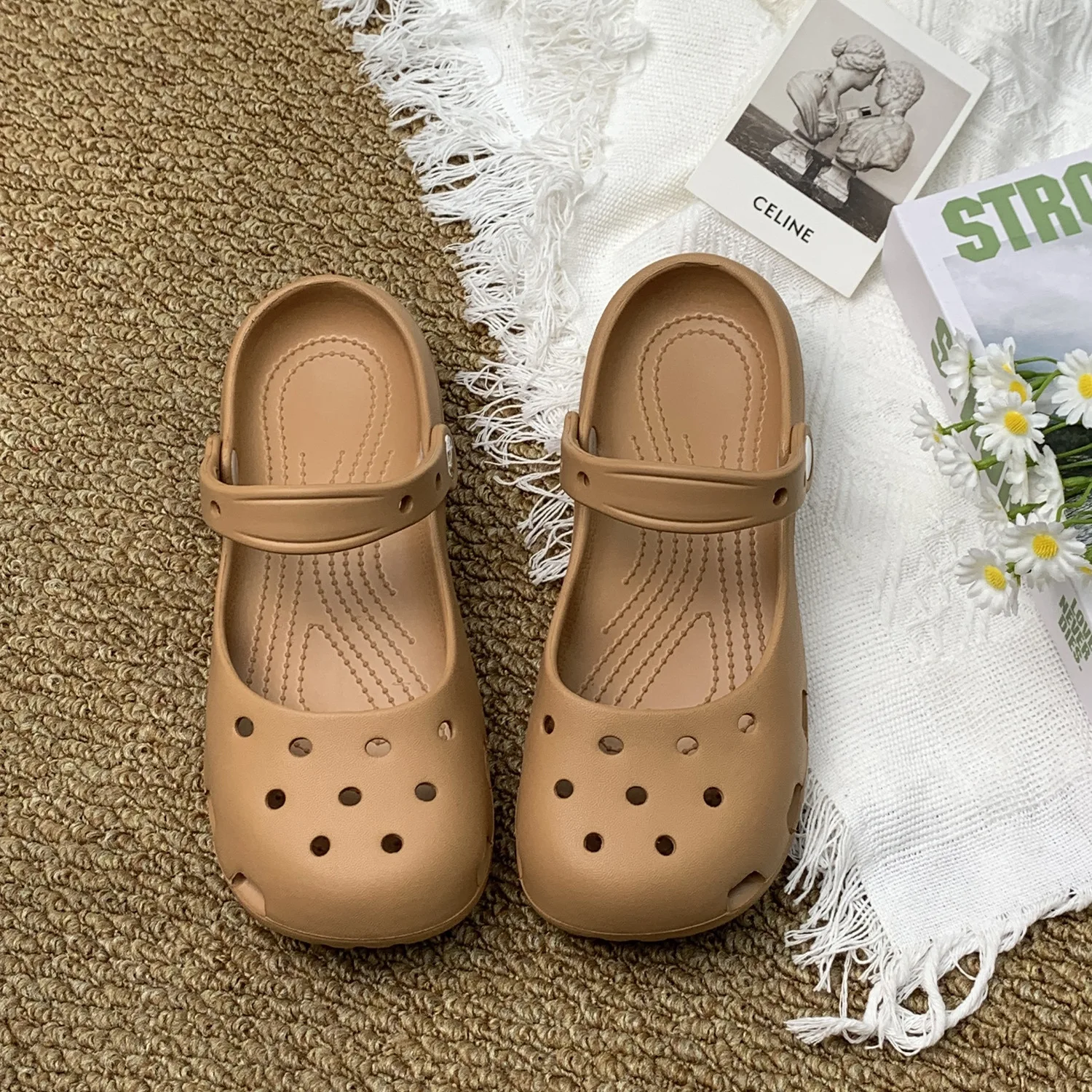 Kids' Casual Sandals EVA Summer Fashion Outdoor Soft Bottom Children Breathable Anti-slip Beach Shoes Black White Size 36-41