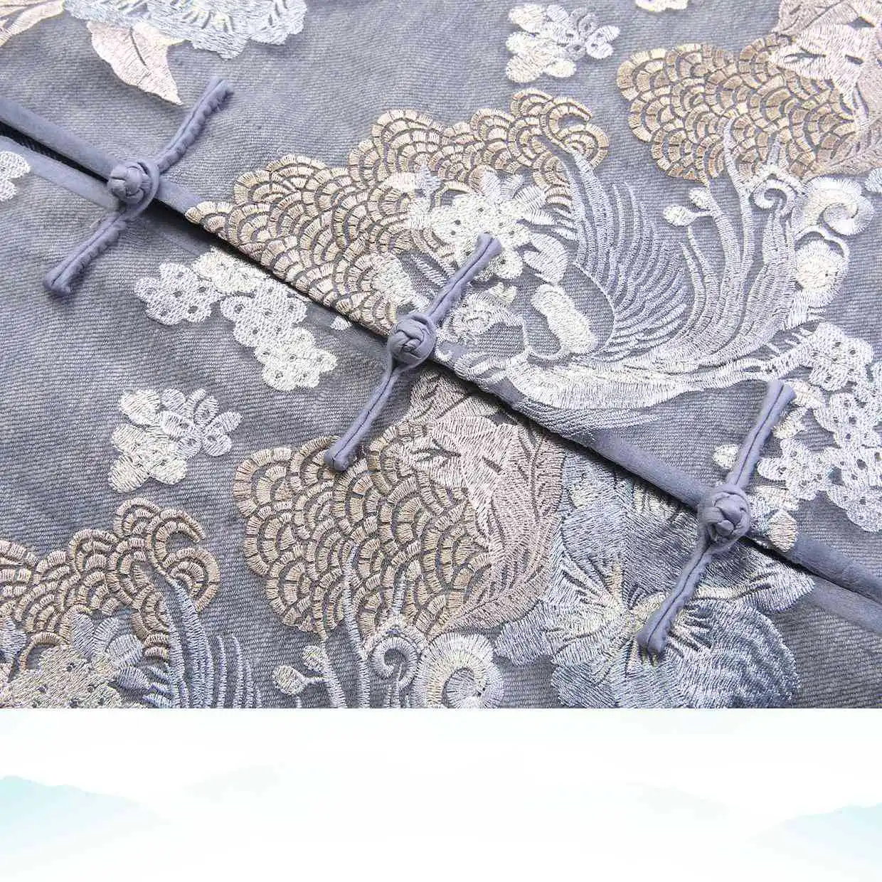 High Quality Women's Autumn and Winter New Silk Embroidery Top Ladies Chinese Temperament Knot Button Coat