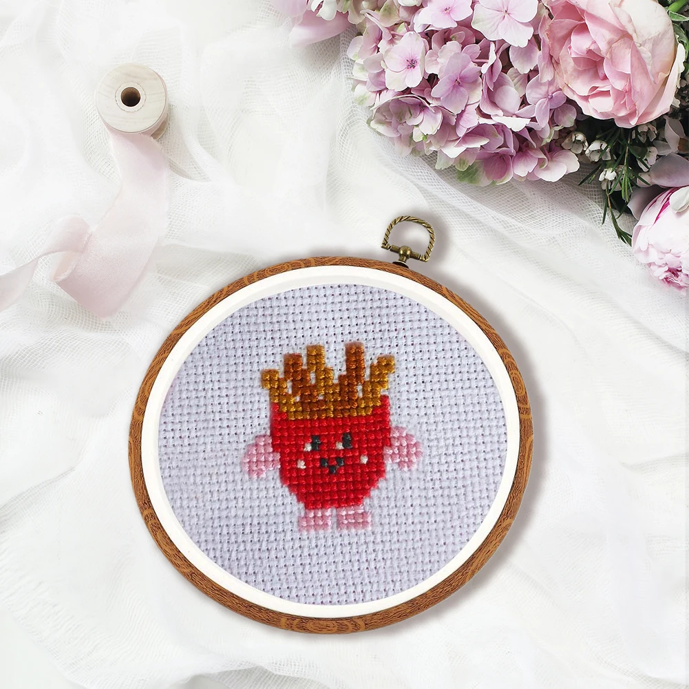 

Round Embroidery Hoops Cross Stitch Frame Hand Embroidery Tool DIY Sewing Tool Plastic Needlework Hoop for Embroidery Art Craft