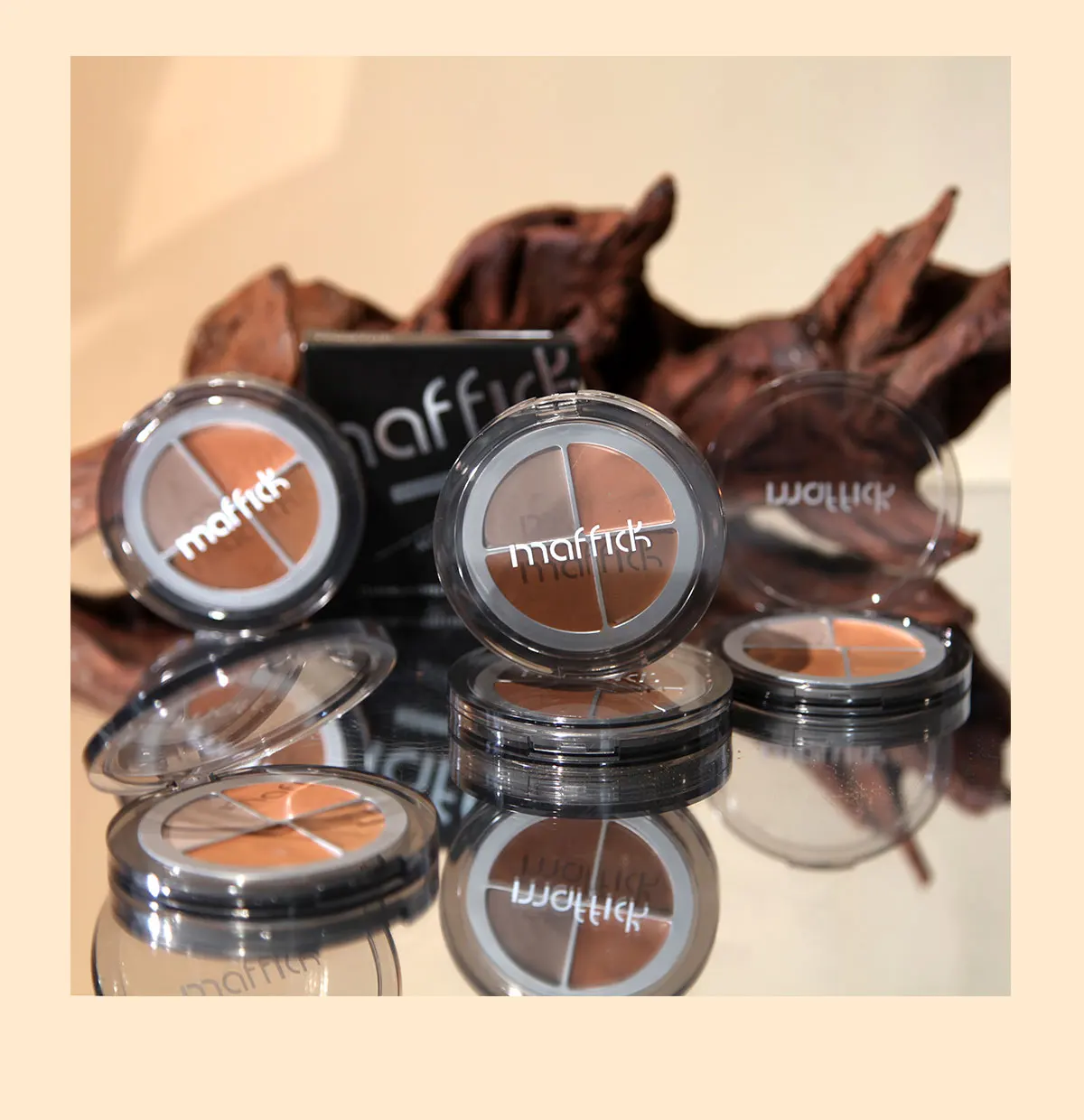 Four Colors Concealer Plate Facial Dark Circles Concealer Brightening and Moisturizing Long-Lasting Natural