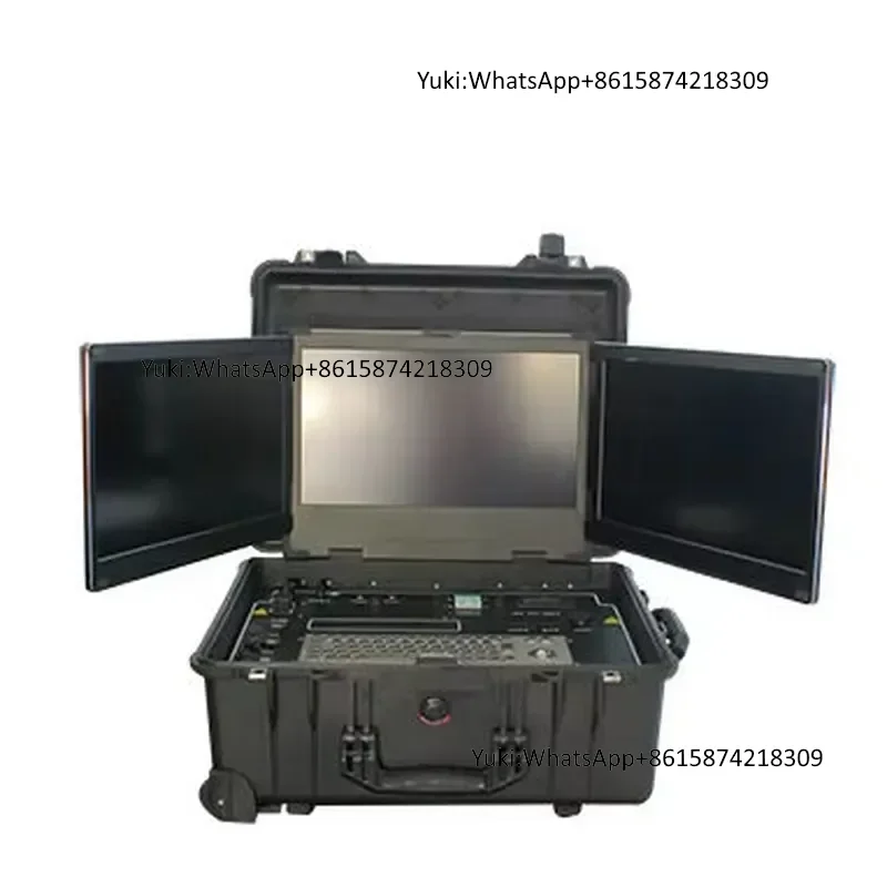 The Rov/Auv/Usv Has a Three-Screen Console with a 3X 17-Inch Display