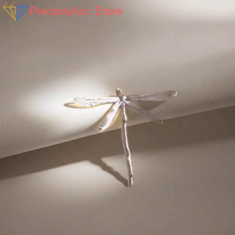 Vintage Silver Dragonfly Brooches For Women High Grade Fashion Insect Brooch Pins Coat Accessories Animal Jewelry Gifts