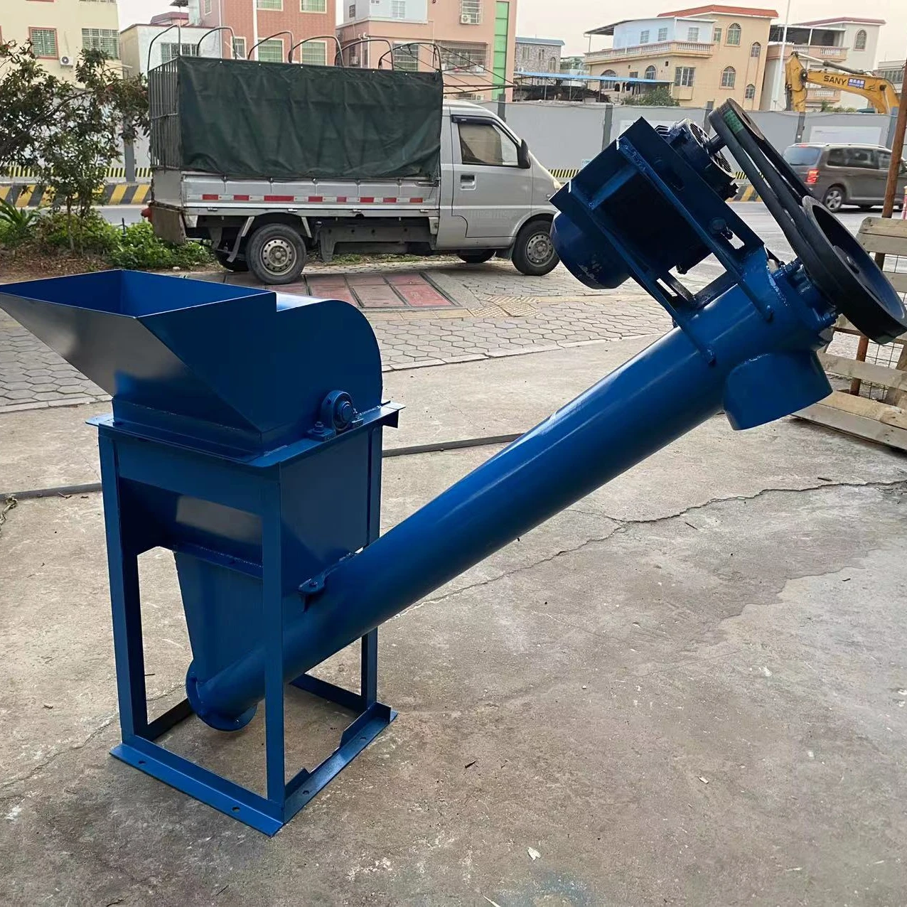 Nutritional Soil Shredder Small Mobile Soil Powder Machine Planting Soil Grinder Seedling Grinder