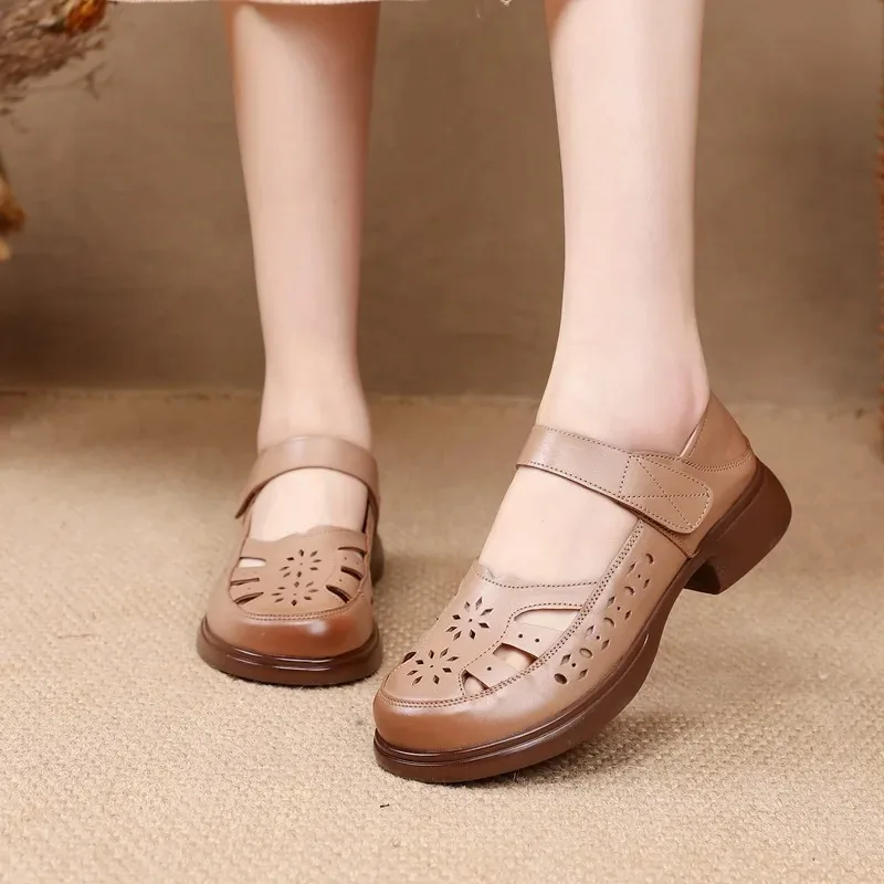 New Fashion Summer Woman Breathable Hollow Walking Shoes Genuine Leather Soft Outsole Closed Toe Sandals Light Casual Flats