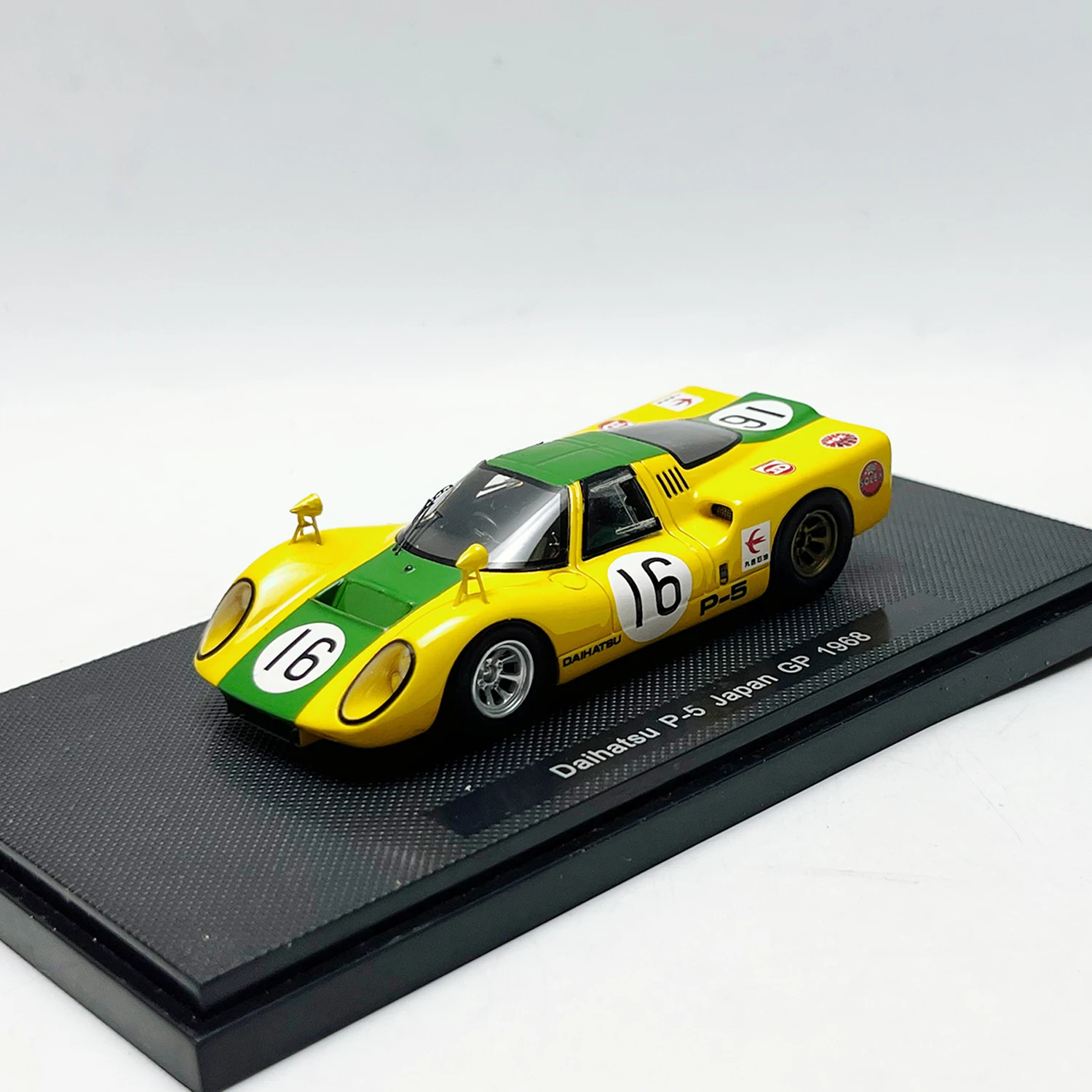 

EBBRO 1:43 Scale Diecast Alloy 1968 Daihatsu P-5 Japan GP Toys Racing Cars Model Classics Adult Gifts Souvenir Static Display