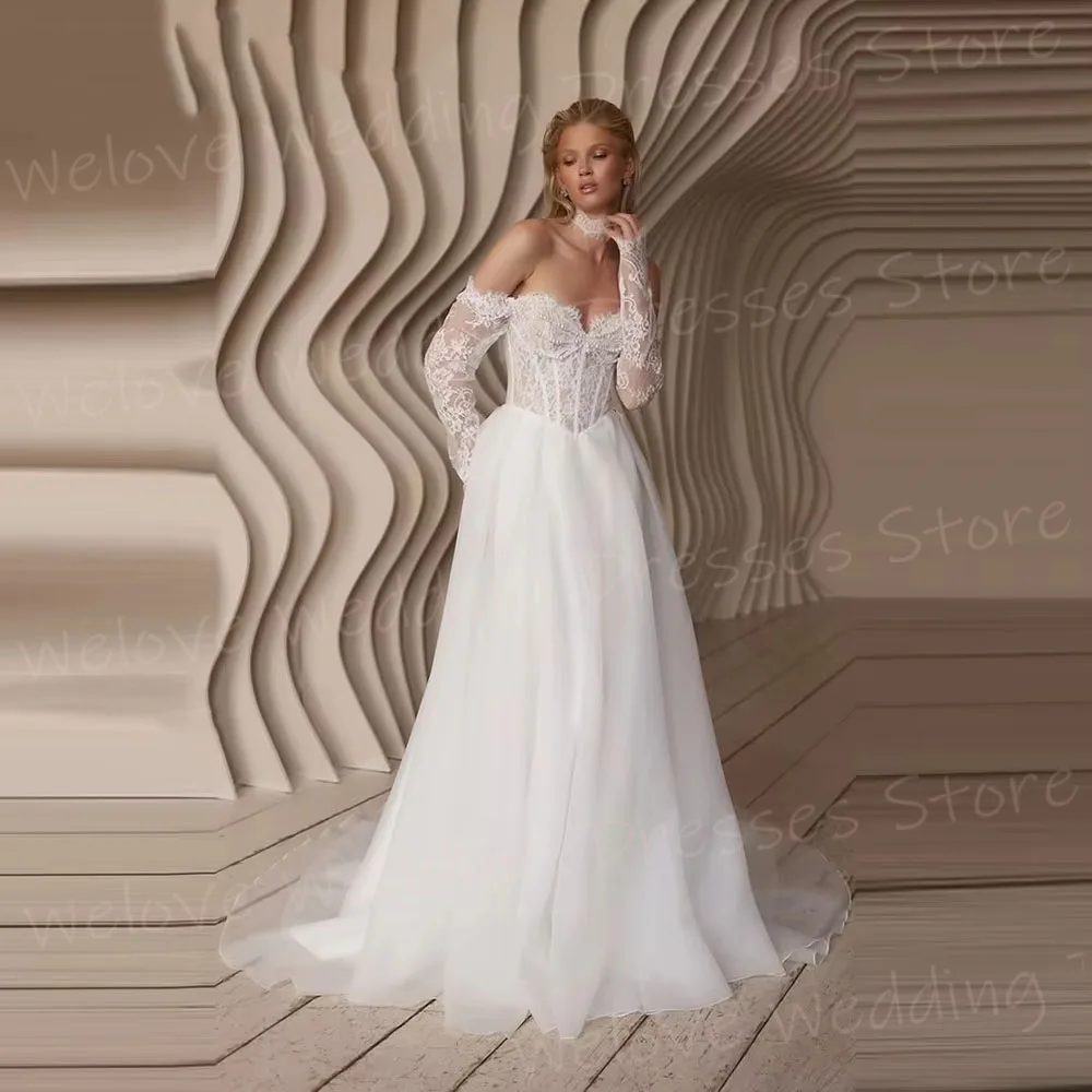 Fascinating A Line Women's Lace Appliques Wedding Dresses Robe De Mariée Customized Bride Gowns Long Sleeved Vestido De Novia