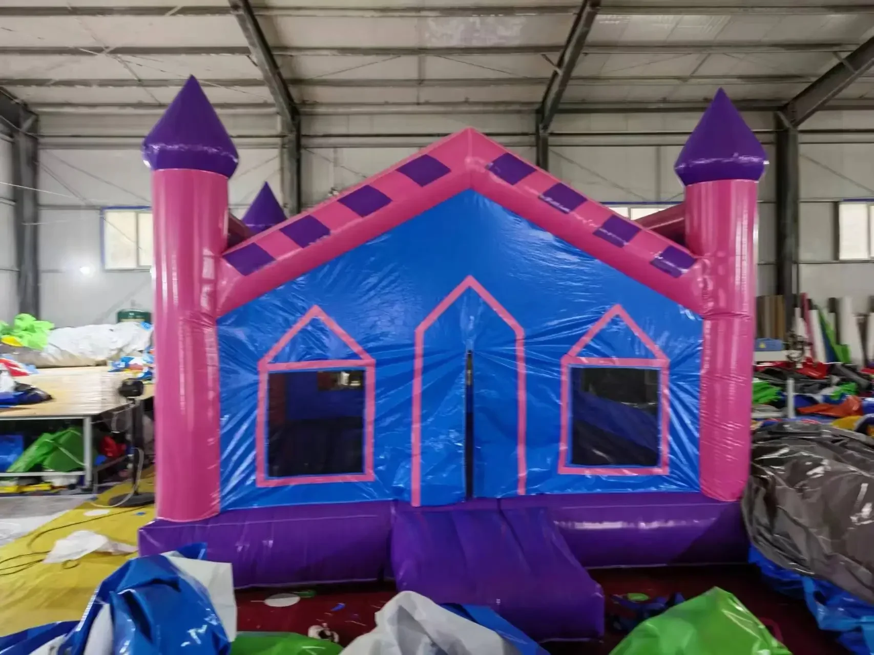 

Для популярных игр, детский надувной дом для прыжков