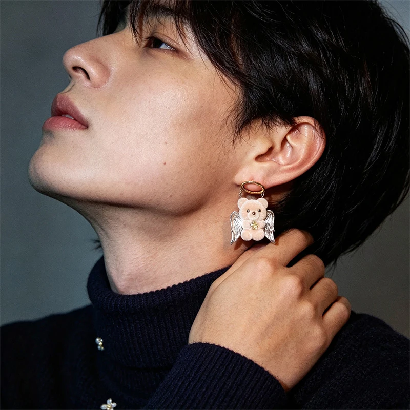 Jewelry Accessories of Copper Alloy Material, Winged Flock Bear Dangle Earrings for Women Men, Unique Decor for Photo Shooting a