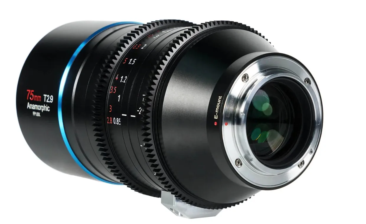 SIRUI Venus 75mm T2.9 1.6x Full-Frame Anamorphic Lens