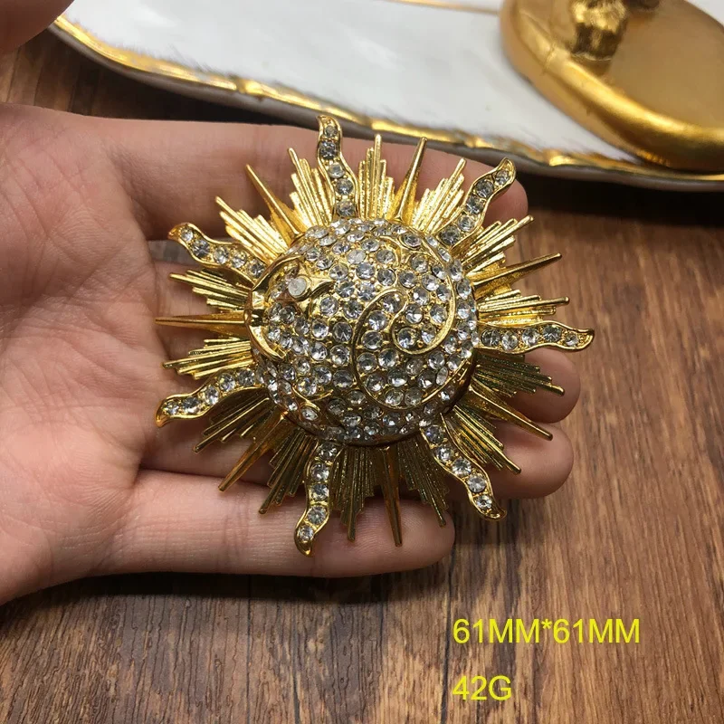 Medieval vintage jewelry Sunflower brooch Earrings clip Retro art fashion diamond set light luxury heavy industry brooc