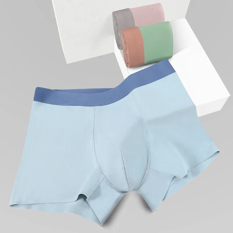 

5PCS Men's antibacterial cotton boxer shorts. They are thin and breathable, suitable for boys' sports. These are men's boxer sho