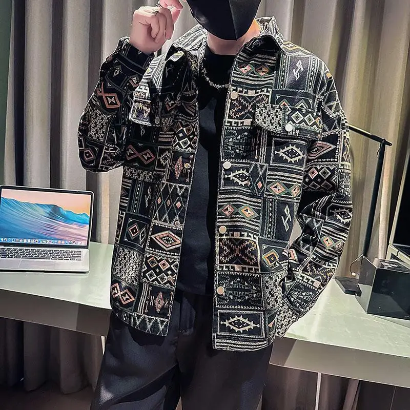 

Осенние мужские джинсовые пальто с принтом, новинка по самой низкой цене, ковбойская высококачественная дешевая стильная потертая роскошная повседневная мужская джинсовая куртка