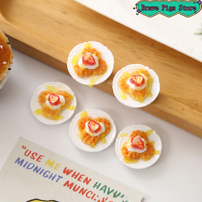 4PCS Miniature Strawberry Waffle Cake Model Simulation Food DIY Kitchen Accessories Resin Decoration