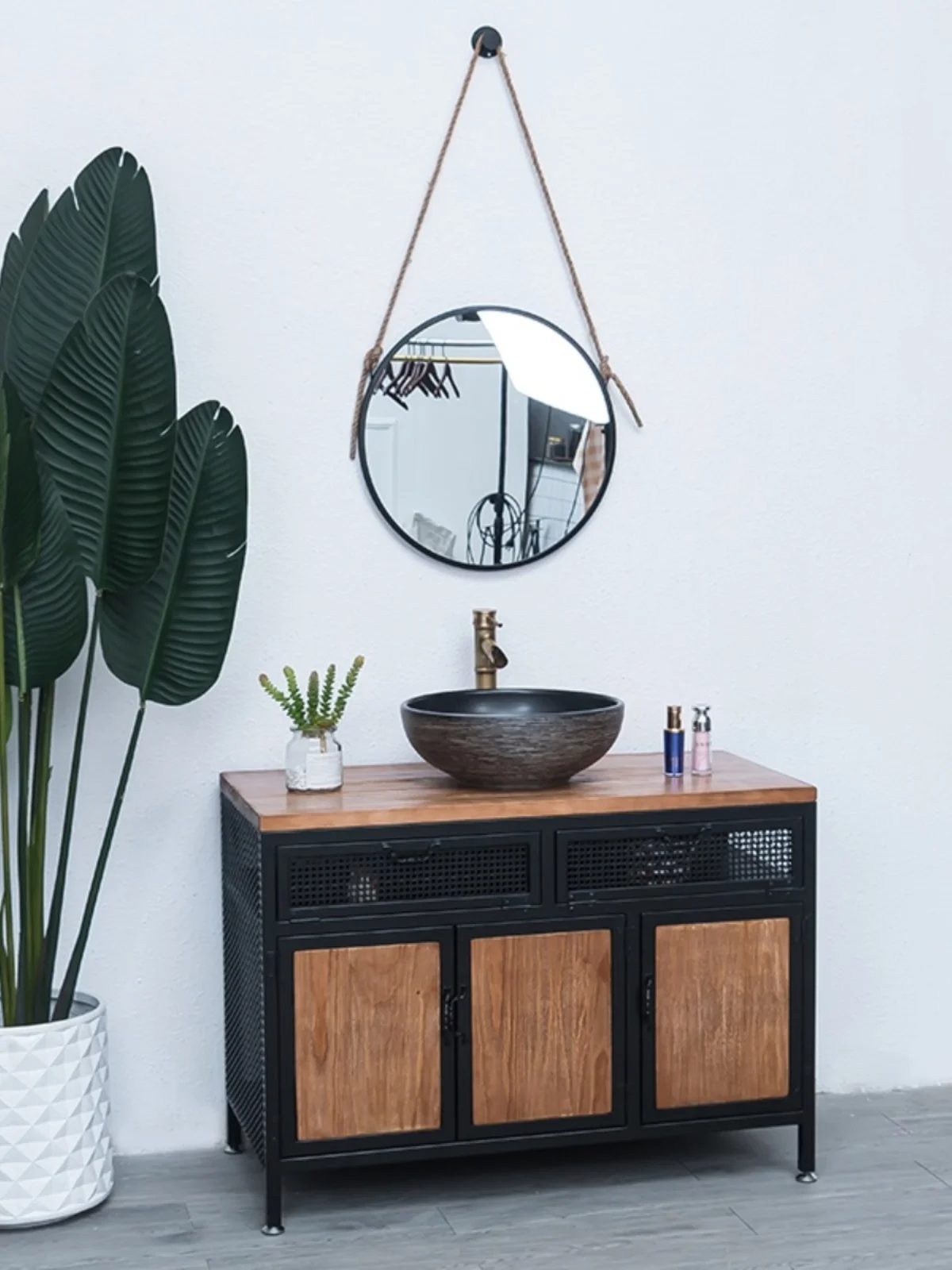 Simple retro wrought iron bathroom cabinet industrial style